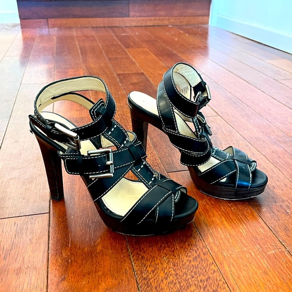 Coach shoes - Picture 2 of 6